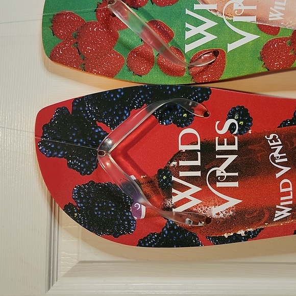 Giant Flip Flops - Picture 2 of 7